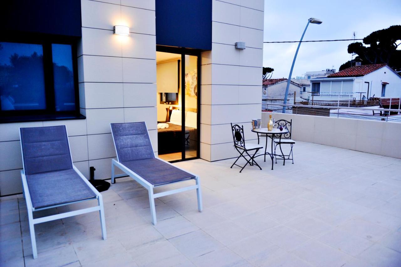 6 Bis Hotel كاستيلديفيلس المظهر الخارجي الصورة