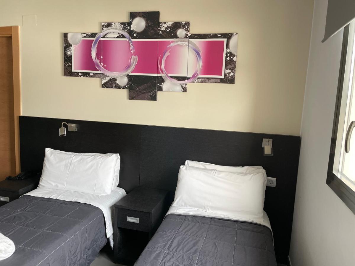 6 Bis Hotel كاستيلديفيلس المظهر الخارجي الصورة