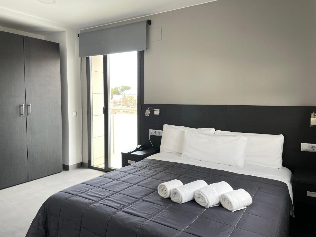 6 Bis Hotel كاستيلديفيلس المظهر الخارجي الصورة