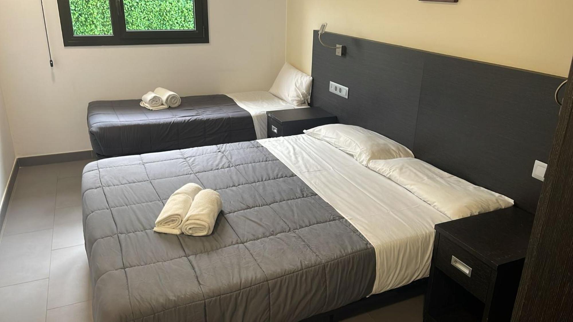 6 Bis Hotel كاستيلديفيلس المظهر الخارجي الصورة