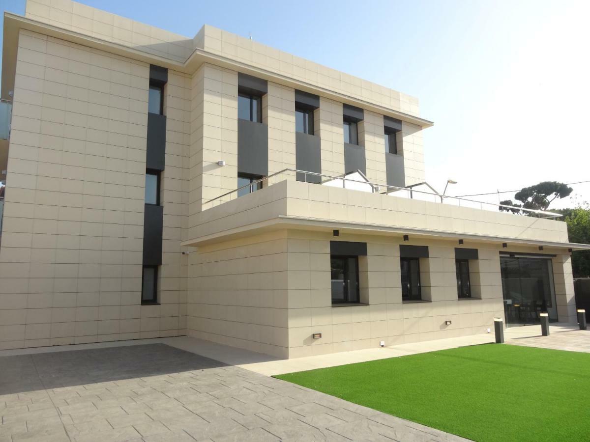 6 Bis Hotel كاستيلديفيلس المظهر الخارجي الصورة